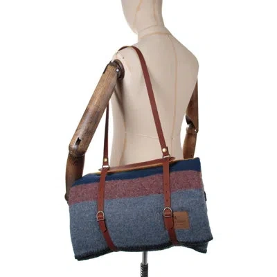Pendleton Yakima Camp Lake Blanket With Leather Carrier In Blue