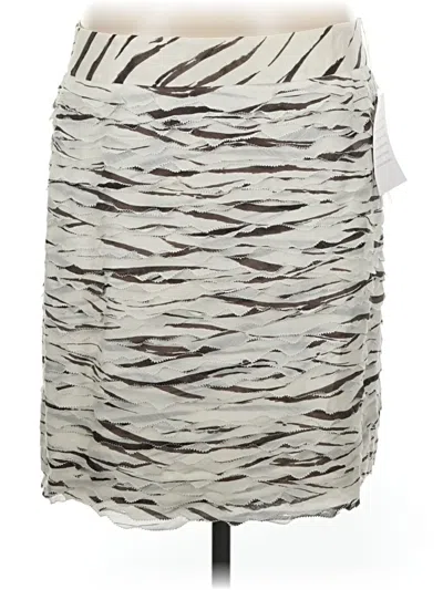 Pre-owned Per Se By Carlisle Casual Skirt In Silver