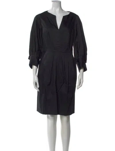 Pre-owned Per Se V-neck Knee-length Dress In Black