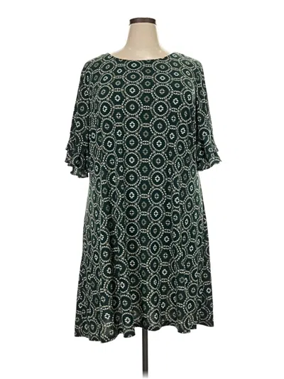 Pre-owned Perceptions Casual Dress In Green