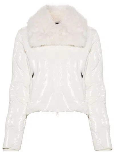 Perfect Moment Carving Ski Jacket In White