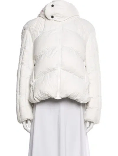 Pre-owned Perfect Moment Down Jacket In Neutral