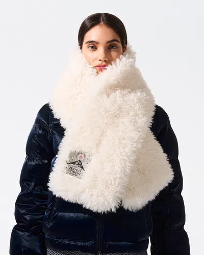 Perfect Moment Faux Shearling Scarf Onesize In White