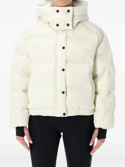 Perfect Moment Womens Snow White Moments Puffer Shell-down Ski Jacket In Neutral