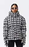 Perfect Moment Maya Ski Parka In Black,white