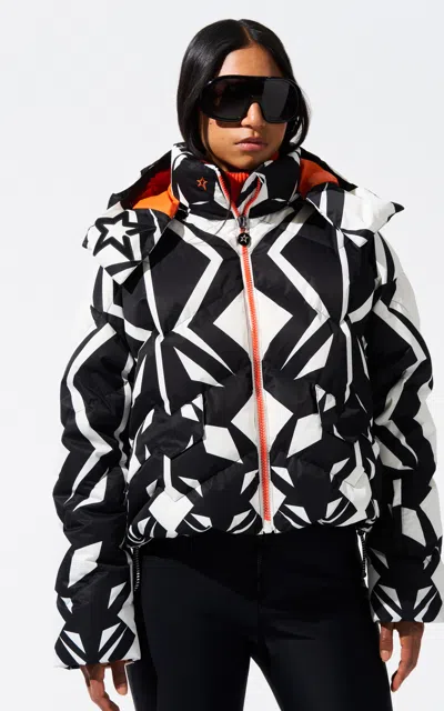 Perfect Moment Mountain Puffer Ski Jacket In Black,white