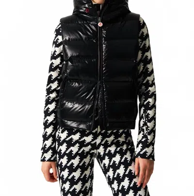 Perfect Moment Polar Flare Gilet Vest In Black