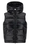 Perfect Moment Hooded Sleeveless Quilted Vest Pockets In Black