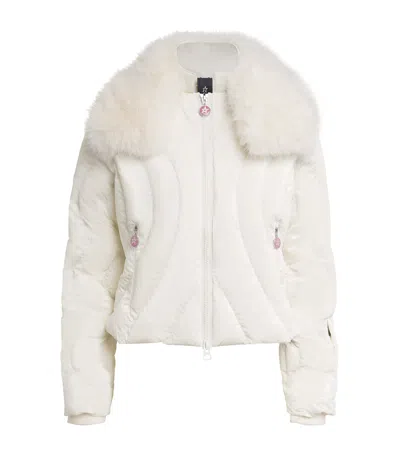 Perfect Moment Quilted Carving Ski Jacket In Snow White