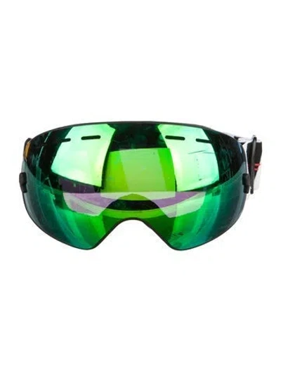 Pre-owned Perfect Moment Ski Goggles In Green