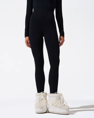 Perfect Moment Seamless Thermal Legging In Black