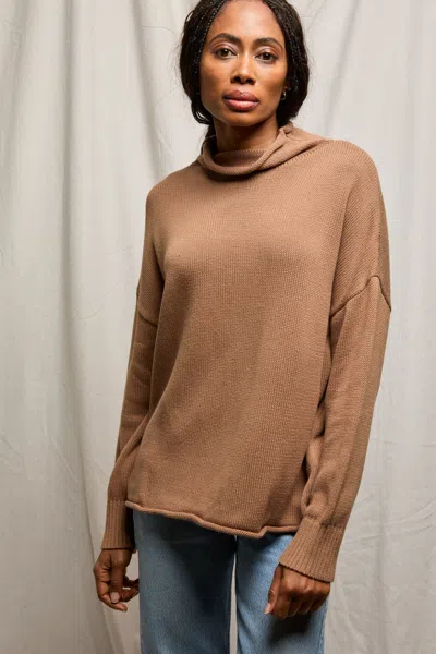 Perfect White Tee Avery