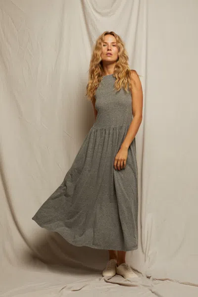 Perfect White Tee Eva In Gray