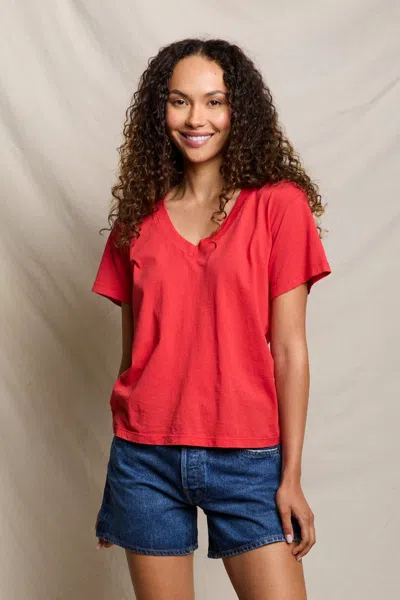 Perfectwhitetee Hendrix In Red