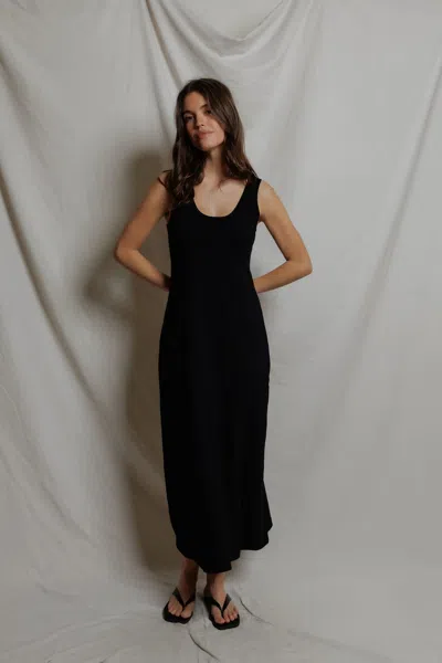 Perfectwhitetee Jasmine In Black