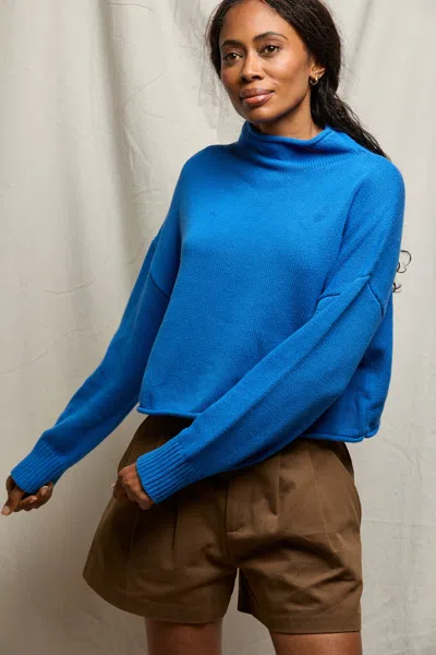 Perfectwhitetee Kiki In Blue