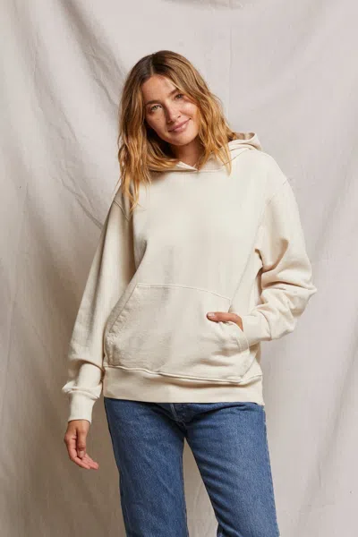 Perfect White Tee Kourtney In Neutral