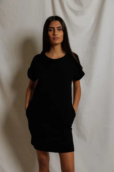 Perfectwhitetee Laurie In Black