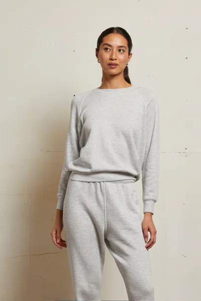 Perfect White Tee Lennon Fleece In Gray