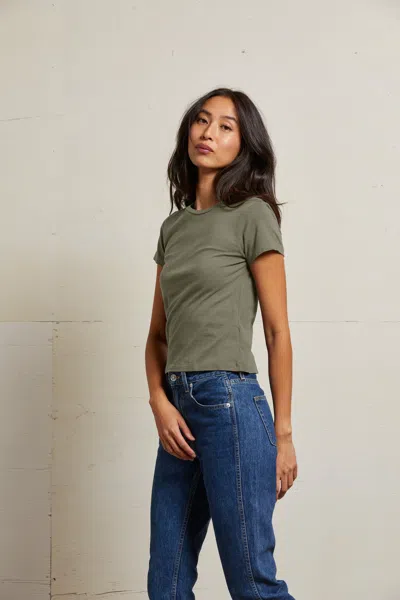 Perfect White Tee Lisa In Green