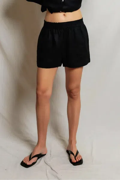 Perfectwhitetee Malin In Black