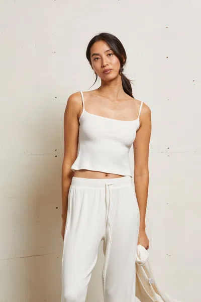 Perfect White Tee Sophie In White