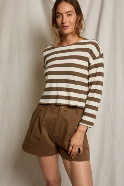 Perfect White Tee Taylor In Brown