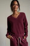 Perfect White Tee Zuri In Burgundy