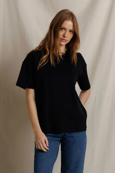 Perfectwhitetee Camryn In Black