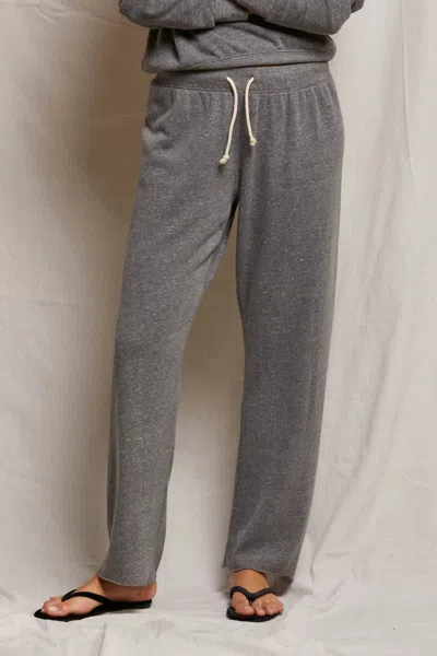 Perfectwhitetee Collins Sweatpants In Heather Grey