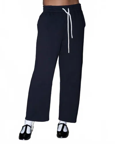 Perfectwhitetee Fallon Fleece Barrel Sweatpant In True Black In Blue