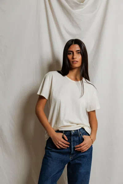 Perfectwhitetee Harley In White