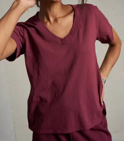 Perfectwhitetee Hendrix Tee In Dark Burgundy