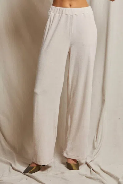 PERFECTWHITETEE HOLLY VELOUR RELAXED LEG SWEATPANT IN SUGAR