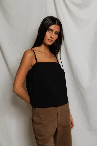 Perfectwhitetee Kamora In Black