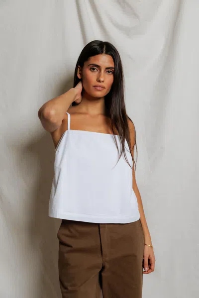 Perfectwhitetee Kamora In White