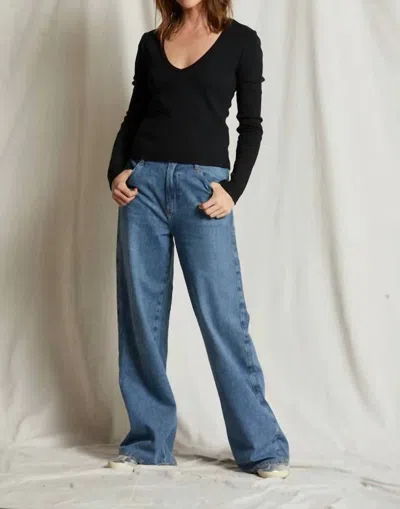 PERFECTWHITETEE KITT LONG SLEEVE V-NECK TEE IN BLACK