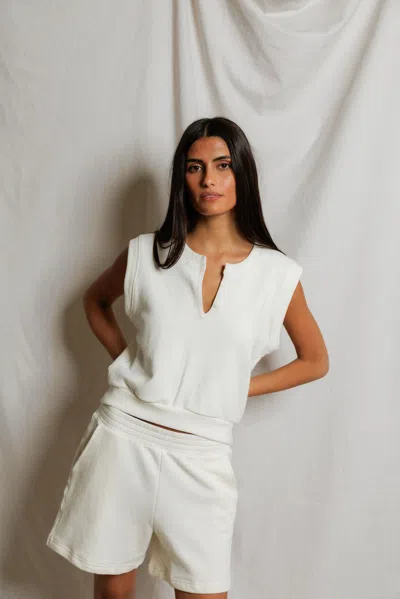 Perfectwhitetee Sloane In White