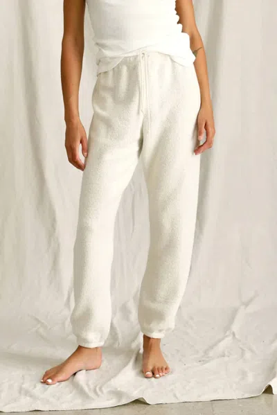 Perfectwhitetee Women's Fleetwood Joggers In Heather Grey In White
