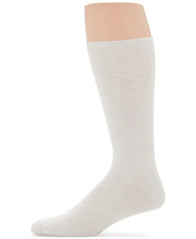 Perry Ellis Portfolio Men's Diamond Stitch Socks In Egret