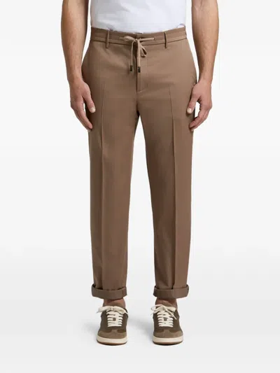 Peserico Drawstring Elasticated-waistband Trousers In Brown