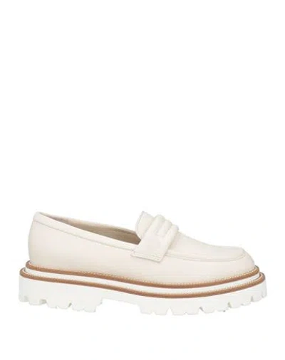 Peserico Easy Woman Loafers Cream Size 8 Leather In White