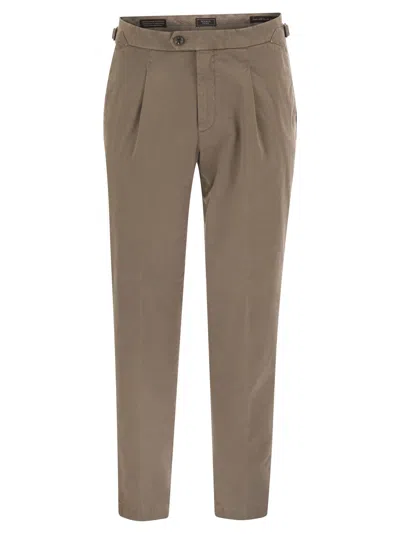 Peserico Men Stretch Cotton Gabardine Chino Trousers In Brown