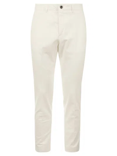 Peserico Men Velvet Chino Trousers In Neutral