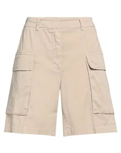 Peserico Per Mariona Woman Shorts & Bermuda Shorts Beige Size 4 Cotton, Elastane