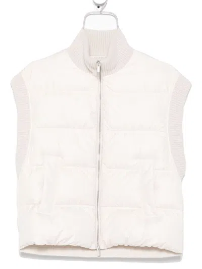 Peserico Quilted Beige Sleeveless Jacket In White