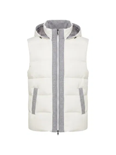 Peserico Quilted Hooded Gilet In White