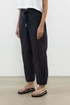 Peserico Seersucker Straight Trousers In Black