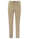 PESERICO STRETCH COTTON GABARDINE CHINO TROUSERS