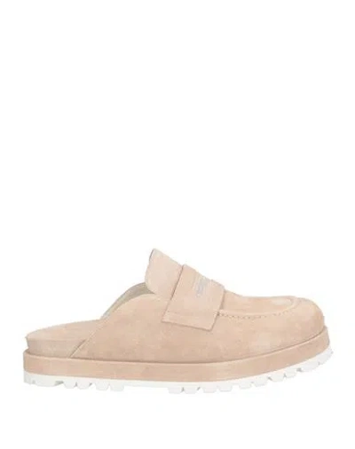 Peserico Woman Mules & Clogs Beige Size 8 Leather In Neutral